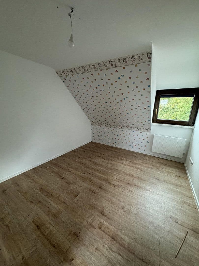 Predaj domu 208 m², pozemok 642 m², Bockelstraße 130, Stutttgart, Bádensko-Wurttembersko Predaj domu 208 m², pozemok 642 m², Bockelstraße 130, Stutttgart, Bádensko-Wurttembersko