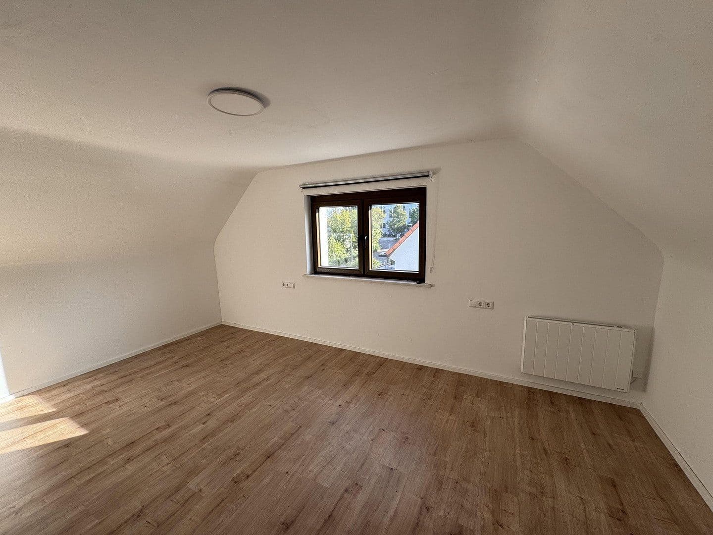 Predaj domu 208 m², pozemok 642 m², Bockelstraße 130, Stutttgart, Bádensko-Wurttembersko Predaj domu 208 m², pozemok 642 m², Bockelstraße 130, Stutttgart, Bádensko-Wurttembersko