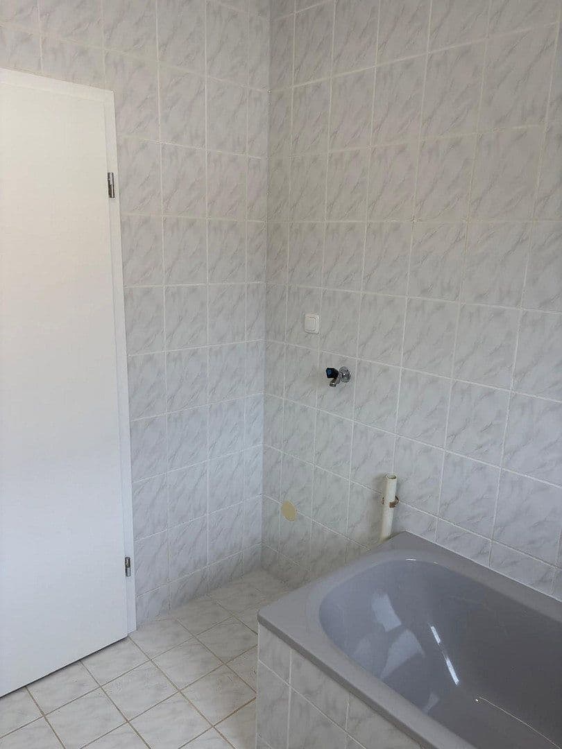 Prenájom bytu 2-izbový 48 m², Bergstraße 20, Mittenwalde, Brandenbursko Prenájom bytu 2-izbový 48 m², Bergstraße 20, Mittenwalde, Brandenbursko