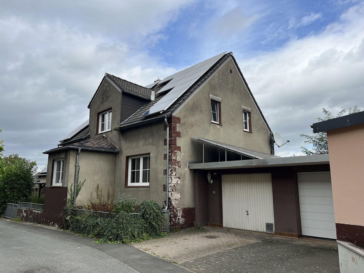 Predaj domu 125 m², pozemok 336 m², Kriegerweg 4, Schlangen, Severné Porýnie - Westfálsko Predaj domu 125 m², pozemok 336 m², Kriegerweg 4, Schlangen, Severné Porýnie - Westfálsko