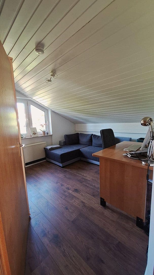 Predaj bytu 4-izbový 111 m², Waldbronn, Bádensko-Wurttembersko Predaj bytu 4-izbový 111 m², Waldbronn, Bádensko-Wurttembersko