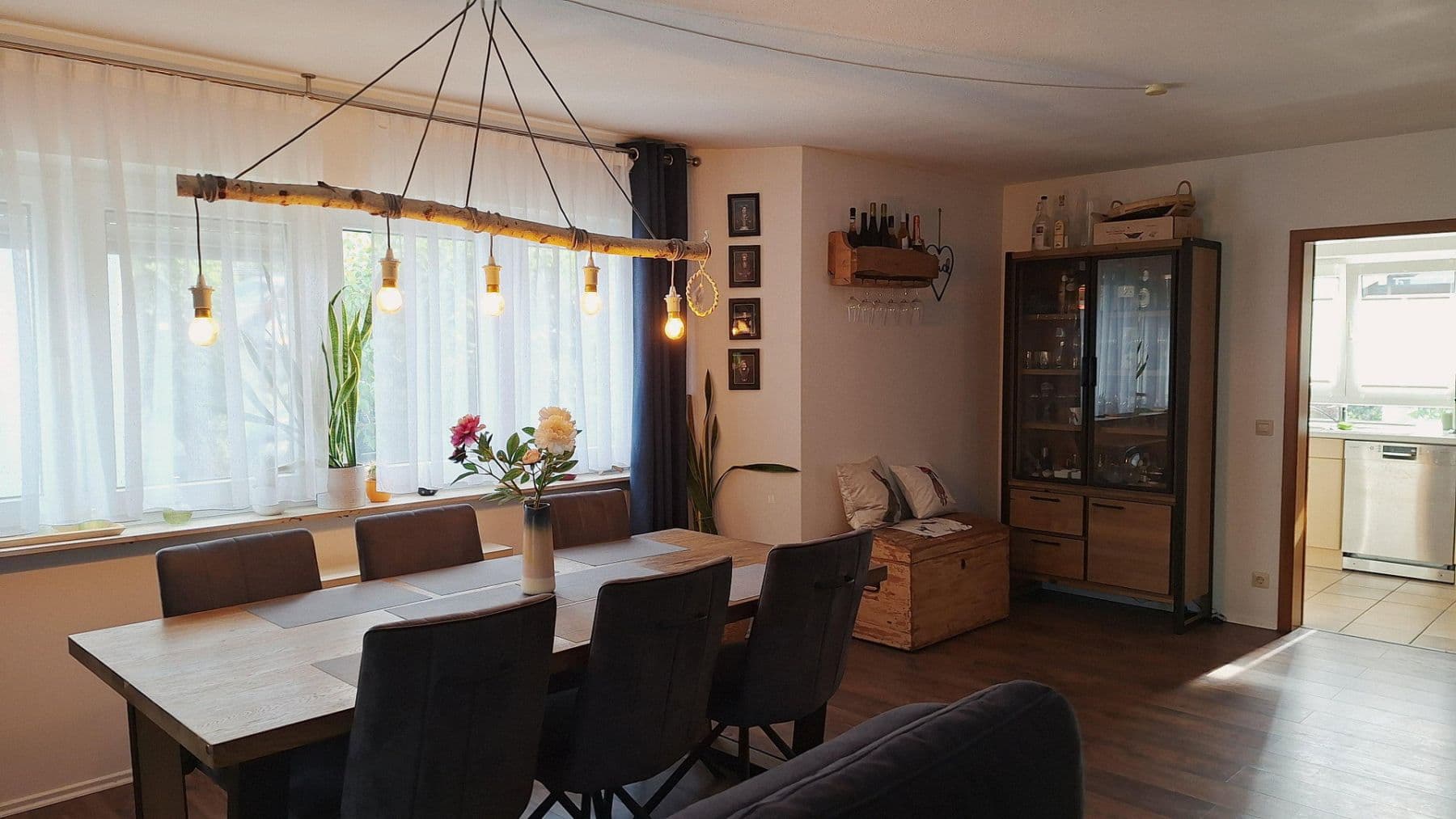 Predaj bytu 4-izbový 111 m², Waldbronn, Bádensko-Wurttembersko Predaj bytu 4-izbový 111 m², Waldbronn, Bádensko-Wurttembersko