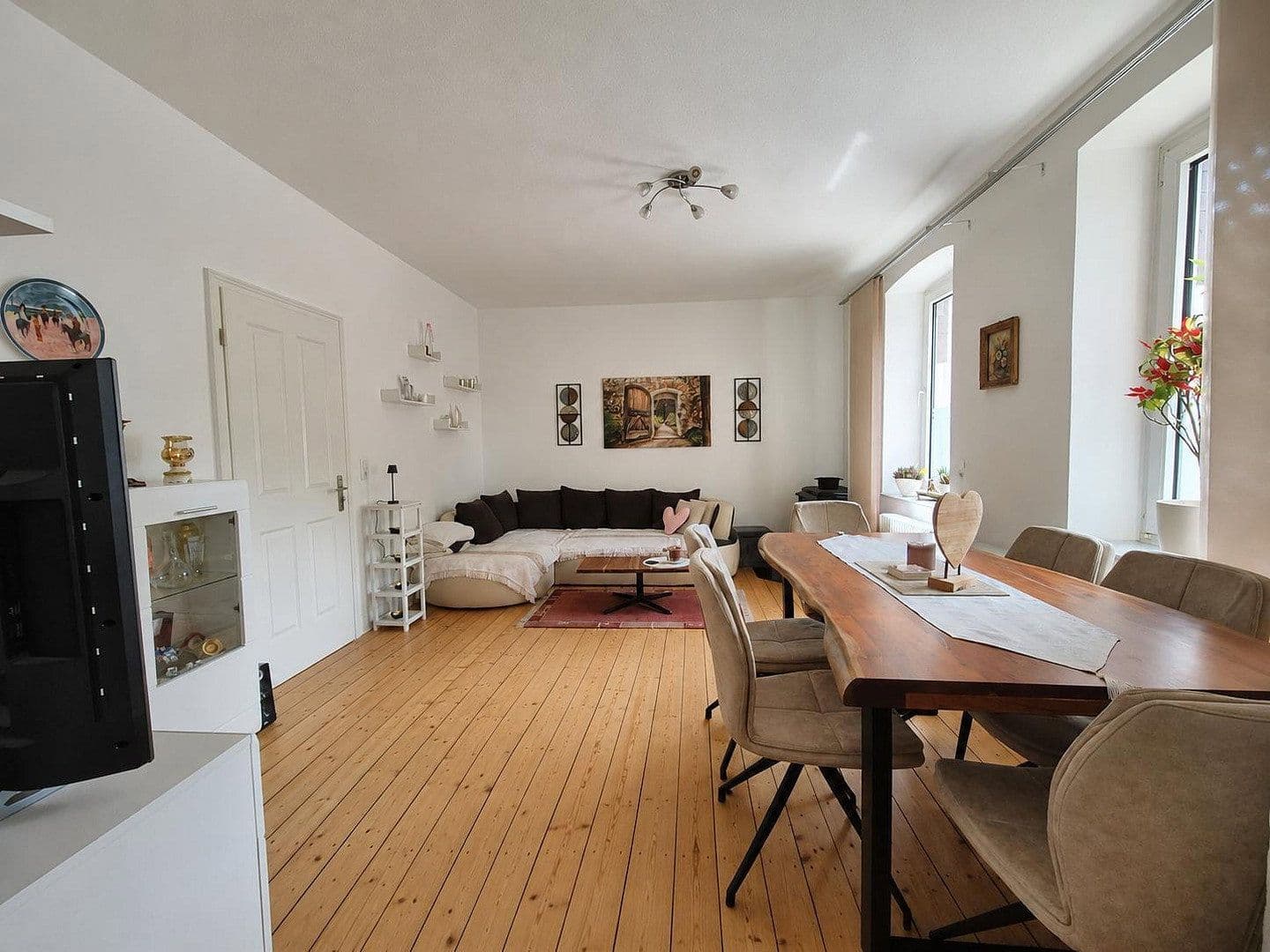 Predaj domu 150 m², pozemok 766 m², Bredelarer Str. 16, Diemelsee, Hesensko Predaj domu 150 m², pozemok 766 m², Bredelarer Str. 16, Diemelsee, Hesensko