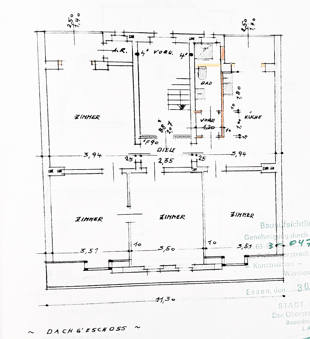 Prenájom bytu 4-izbový 98 m², Gleisstraße 36, Essen, Severné Porýnie - Westfálsko Prenájom bytu 4-izbový 98 m², Gleisstraße 36, Essen, Severné Porýnie - Westfálsko
