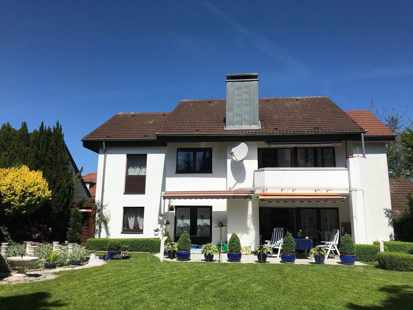 Predaj domu 240 m², pozemok 812 m², von Schleiffras-Str 33, Fulda, Hesensko Predaj domu 240 m², pozemok 812 m², von Schleiffras-Str 33, Fulda, Hesensko