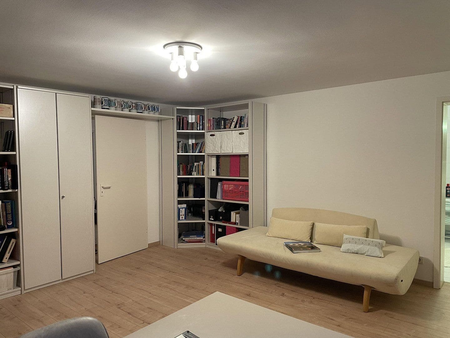 Predaj domu 240 m², pozemok 812 m², von Schleiffras-Str 33, Fulda, Hesensko Predaj domu 240 m², pozemok 812 m², von Schleiffras-Str 33, Fulda, Hesensko