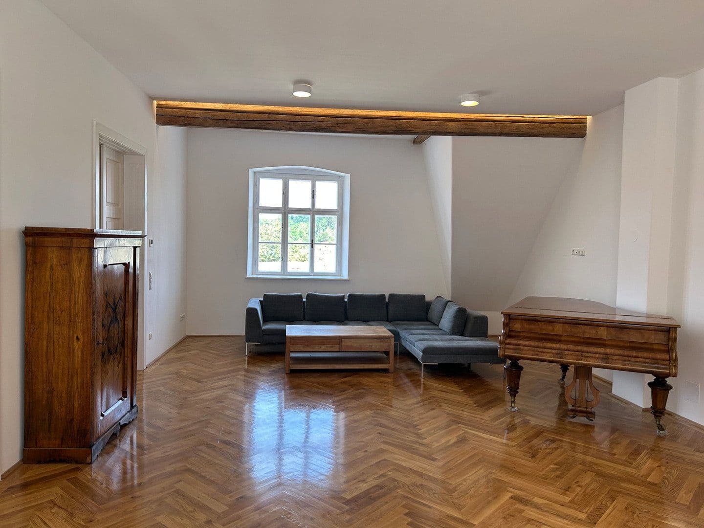 Prenájom bytu 3-izbový 120 m², Horn, Dolné Rakúsko Prenájom bytu 3-izbový 120 m², Horn, Dolné Rakúsko