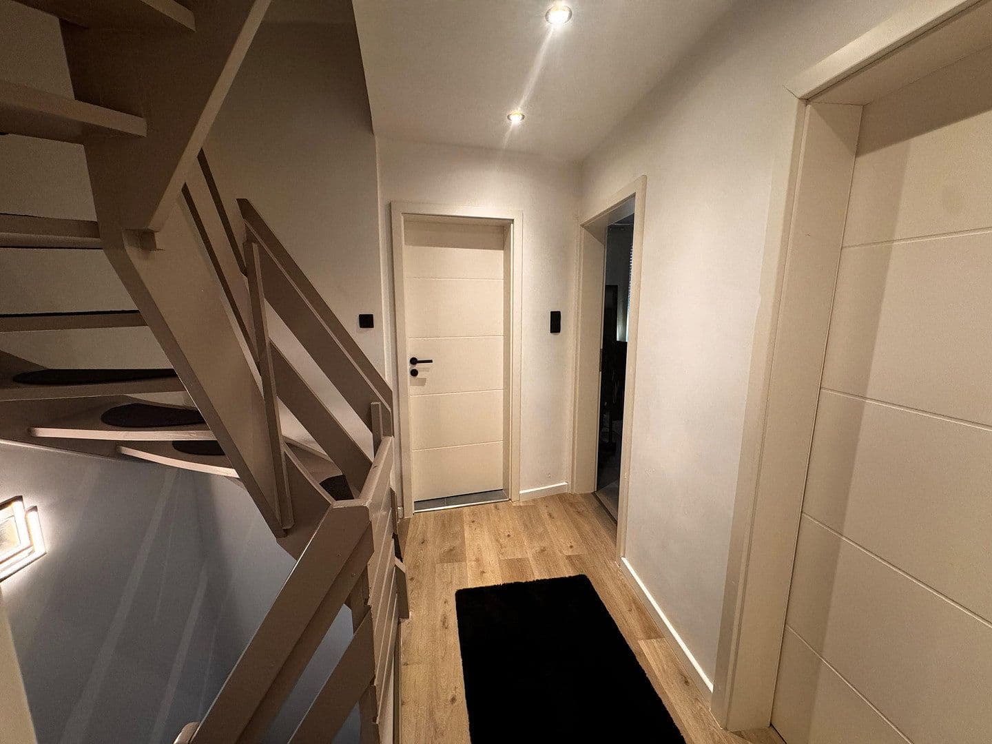 Predaj domu 107 m², pozemok 368 m², Höchelsberg 52, Geesthacht, Šlezvicko-Holštajnsko Predaj domu 107 m², pozemok 368 m², Höchelsberg 52, Geesthacht, Šlezvicko-Holštajnsko