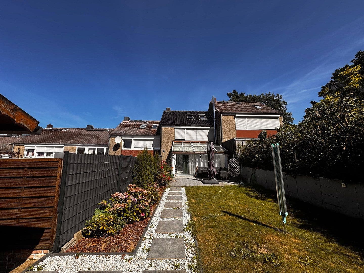 Predaj domu 107 m², pozemok 368 m², Höchelsberg 52, Geesthacht, Šlezvicko-Holštajnsko Predaj domu 107 m², pozemok 368 m², Höchelsberg 52, Geesthacht, Šlezvicko-Holštajnsko