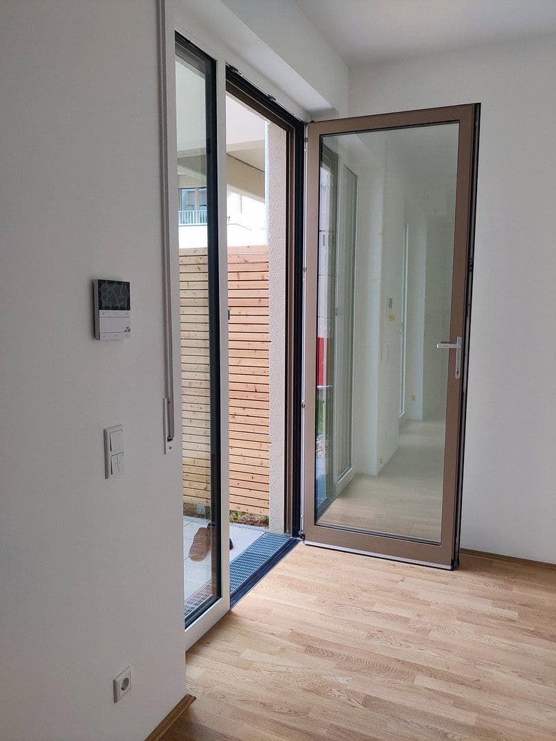 Prenájom bytu 1-izbový 57 m², Berlin, Berlín Prenájom bytu 1-izbový 57 m², Berlin, Berlín