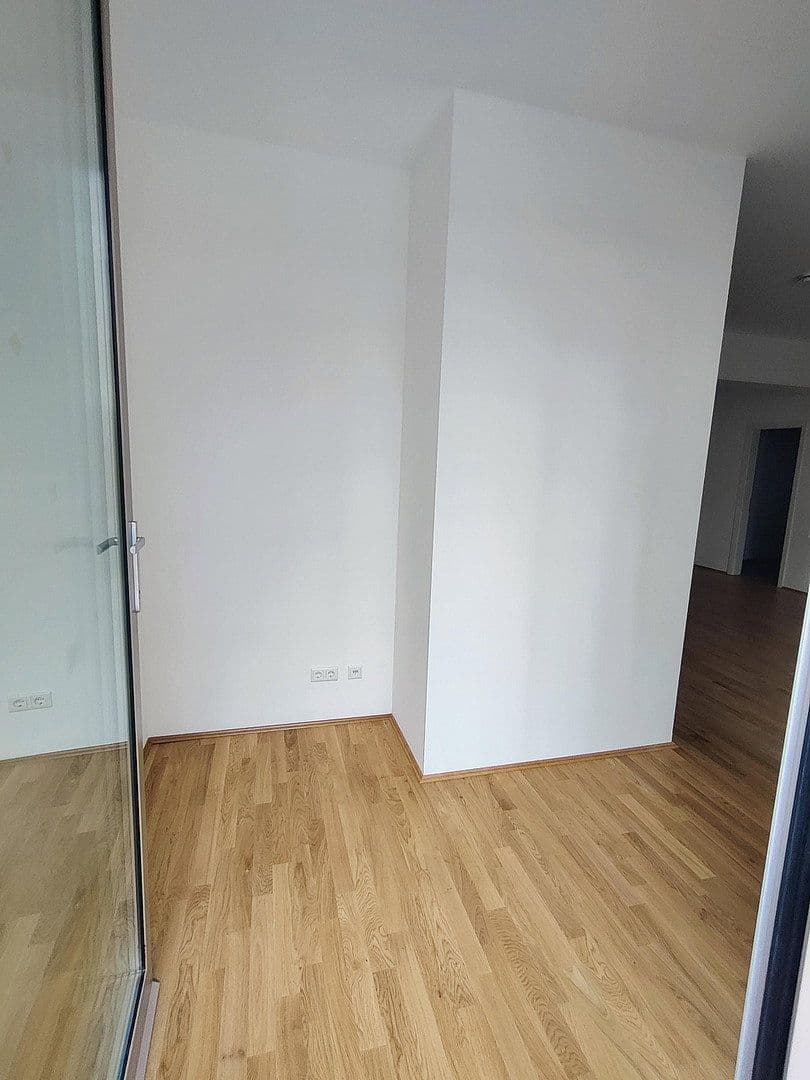 Prenájom bytu 1-izbový 57 m², Berlin, Berlín Prenájom bytu 1-izbový 57 m², Berlin, Berlín