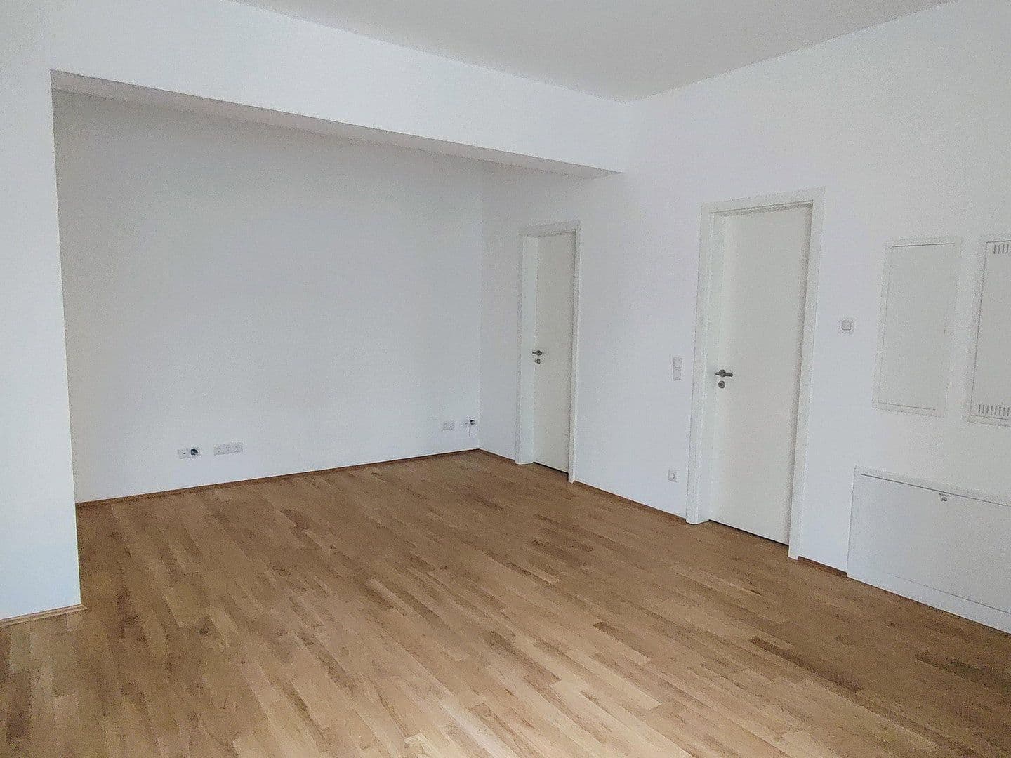 Prenájom bytu 1-izbový 57 m², Berlin, Berlín Prenájom bytu 1-izbový 57 m², Berlin, Berlín