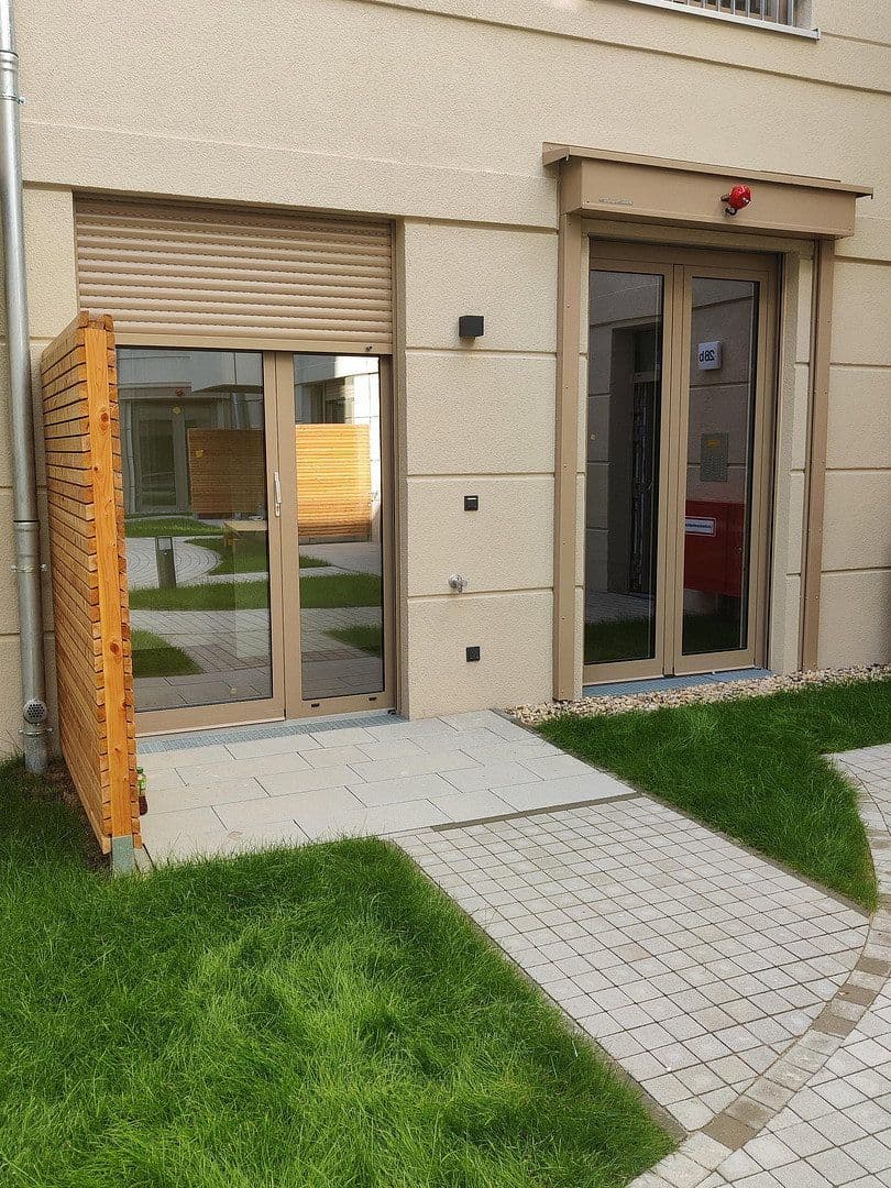 Prenájom bytu 1-izbový 57 m², Berlin, Berlín Prenájom bytu 1-izbový 57 m², Berlin, Berlín