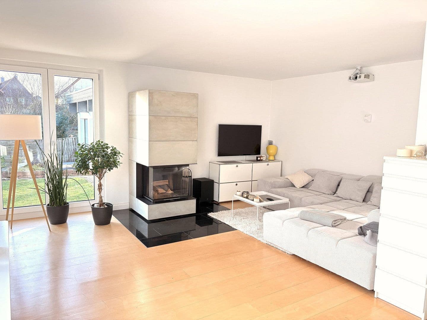 Predaj domu 181 m², pozemok 527 m², Reinheim, Hesensko Predaj domu 181 m², pozemok 527 m², Reinheim, Hesensko