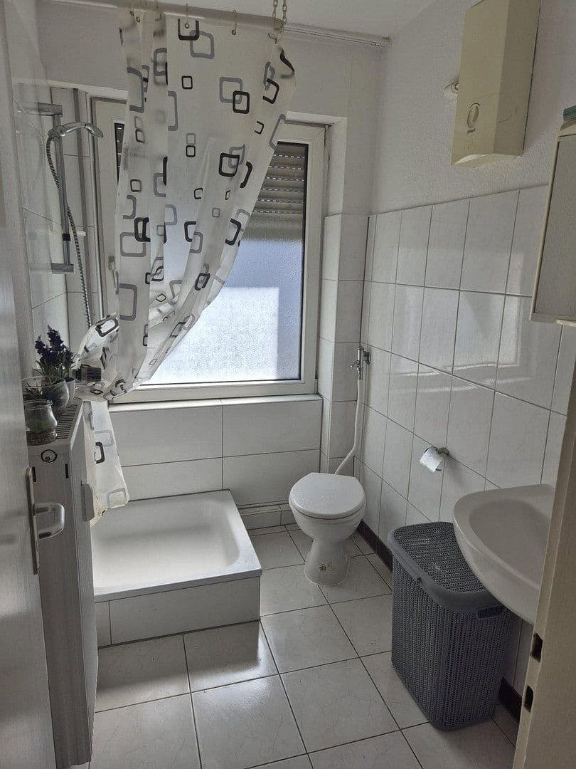 Prenájom bytu 1-izbový 25 m², Thomasstraße 17, Dortmund, Severné Porýnie - Westfálsko Prenájom bytu 1-izbový 25 m², Thomasstraße 17, Dortmund, Severné Porýnie - Westfálsko