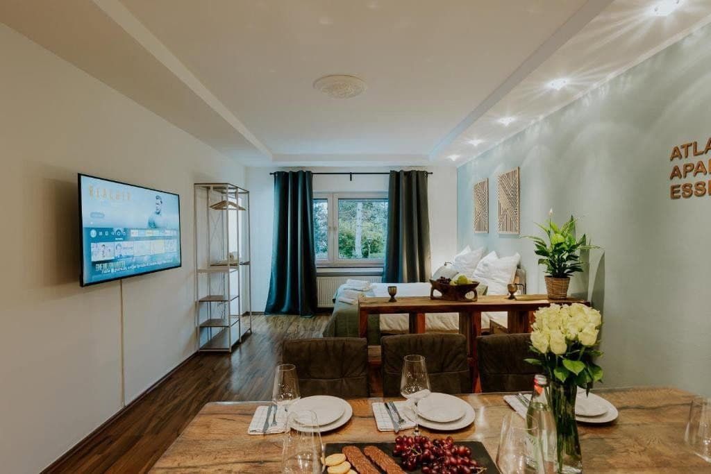Prenájom bytu 3-izbový 88 m², Essen (Holsterhausen), Severné Porýnie - Westfálsko Prenájom bytu 3-izbový 88 m², Essen (Holsterhausen), Severné Porýnie - Westfálsko