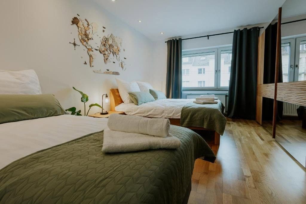 Prenájom bytu 3-izbový 88 m², Essen (Holsterhausen), Severné Porýnie - Westfálsko Prenájom bytu 3-izbový 88 m², Essen (Holsterhausen), Severné Porýnie - Westfálsko