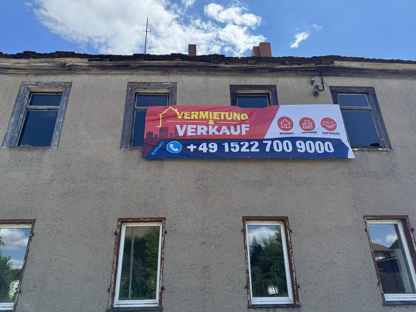 Predaj domu 320 m², pozemok 672 m², Ernst-Thälmann-Straße -13, Wettin-Löbejün, Sasko-Anhaltsko Predaj domu 320 m², pozemok 672 m², Ernst-Thälmann-Straße -13, Wettin-Löbejün, Sasko-Anhaltsko