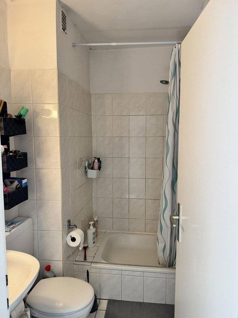Prenájom bytu 2-izbový 47 m², Birkenweg 6, Siegburg, Severné Porýnie - Westfálsko Prenájom bytu 2-izbový 47 m², Birkenweg 6, Siegburg, Severné Porýnie - Westfálsko