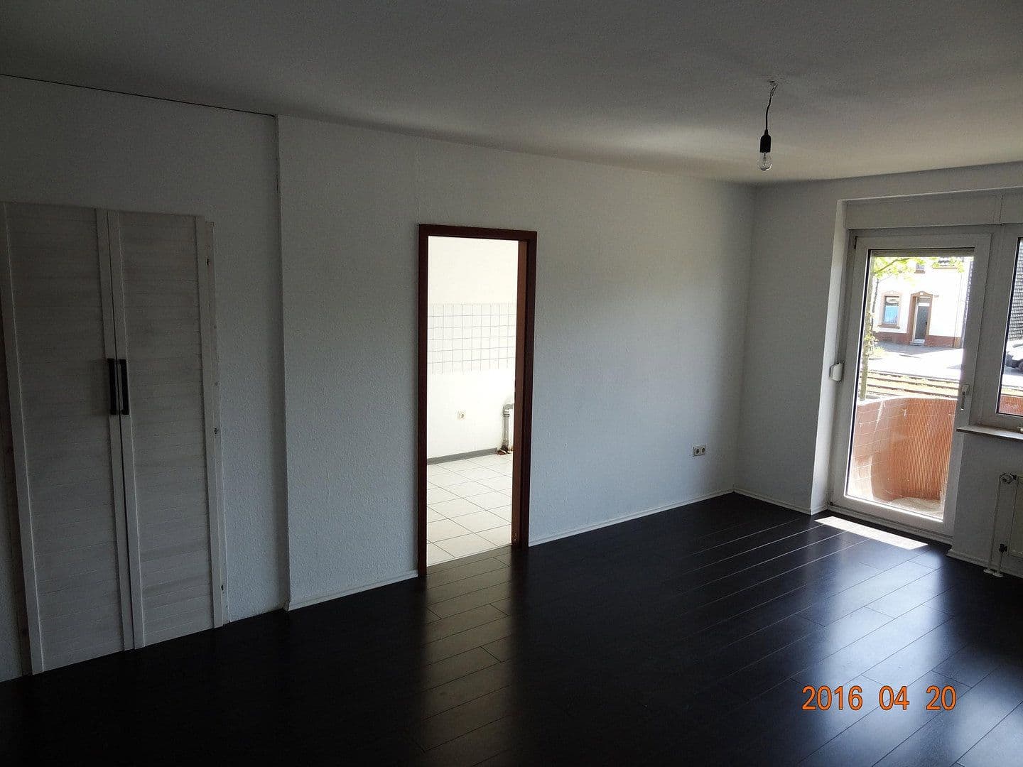 Prenájom bytu 2-izbový 66 m², Aachenerstr 1372, Köln, Severné Porýnie - Westfálsko Prenájom bytu 2-izbový 66 m², Aachenerstr 1372, Köln, Severné Porýnie - Westfálsko