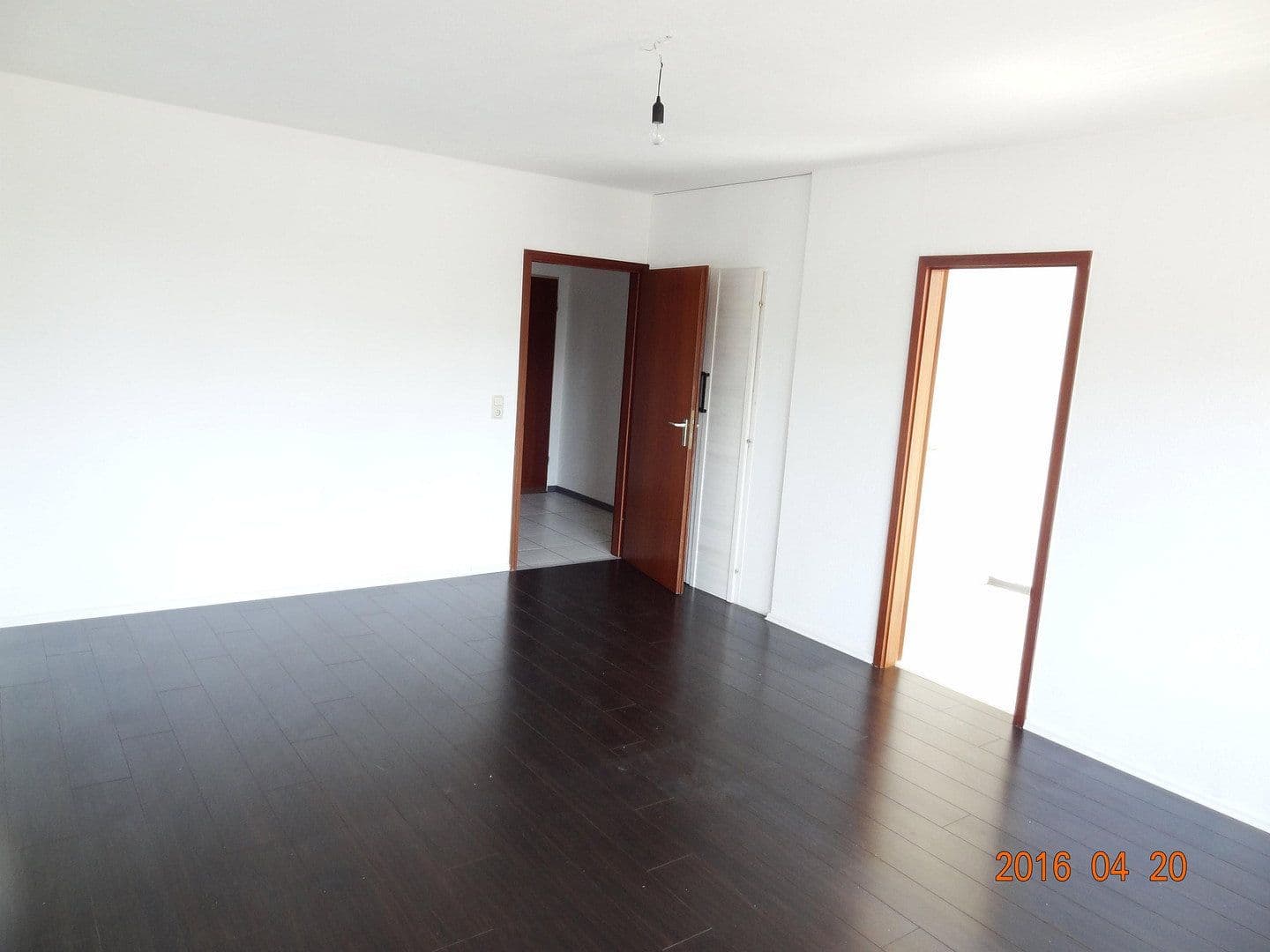 Prenájom bytu 2-izbový 66 m², Aachenerstr 1372, Köln, Severné Porýnie - Westfálsko Prenájom bytu 2-izbový 66 m², Aachenerstr 1372, Köln, Severné Porýnie - Westfálsko
