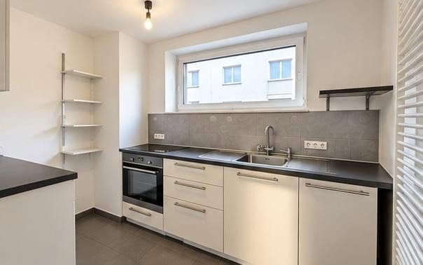 Prenájom bytu 2-izbový 78 m², Palliener Straße 36, Trier, Porýnie-Falcko Prenájom bytu 2-izbový 78 m², Palliener Straße 36, Trier, Porýnie-Falcko