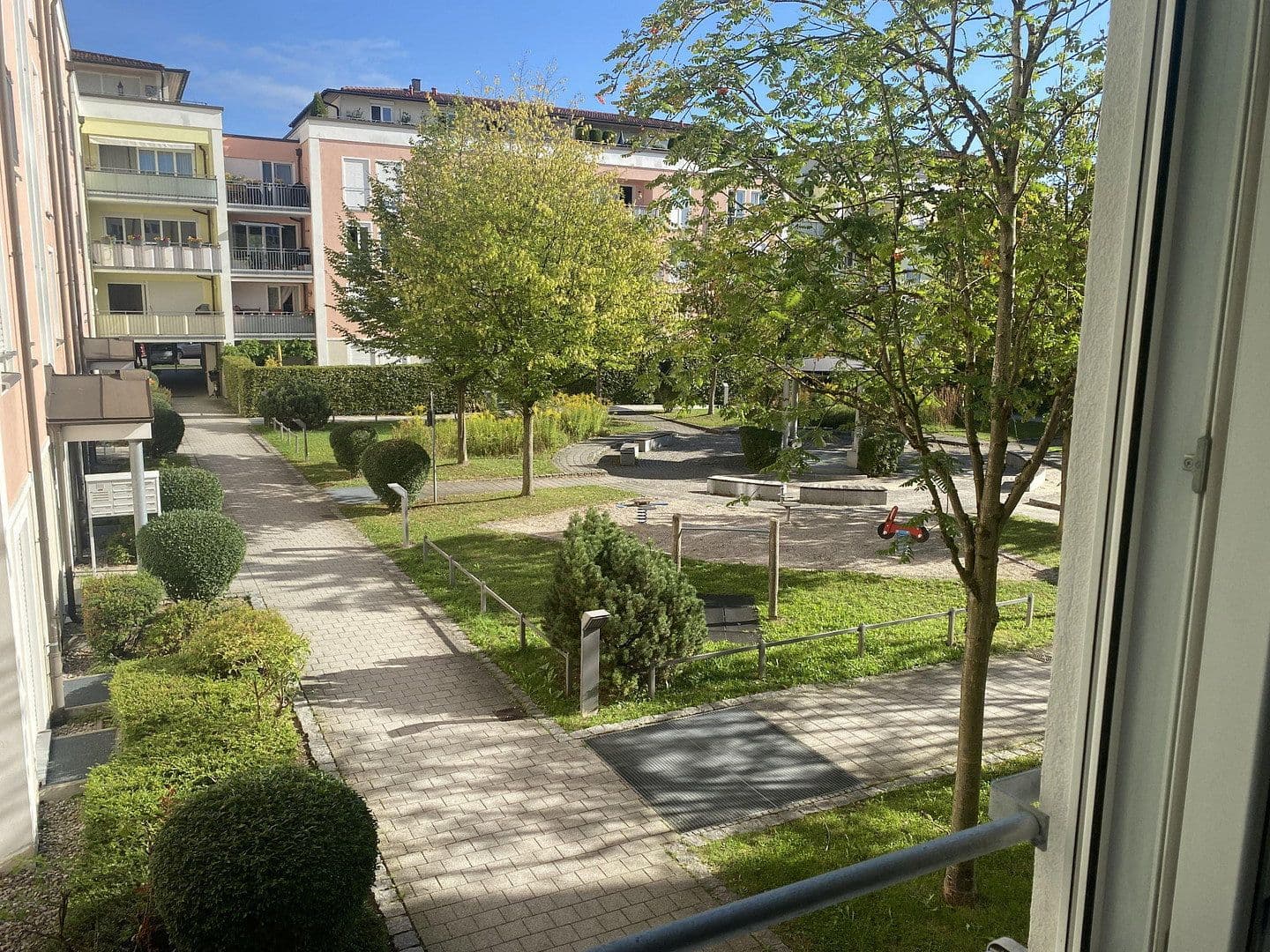 Prenájom bytu 4-izbový 104 m², Unterföhring, Bavorsko Prenájom bytu 4-izbový 104 m², Unterföhring, Bavorsko