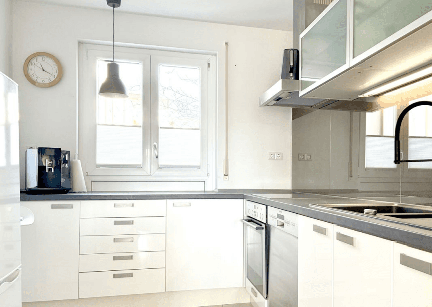 Prenájom bytu 4-izbový 104 m², Unterföhring, Bavorsko Prenájom bytu 4-izbový 104 m², Unterföhring, Bavorsko