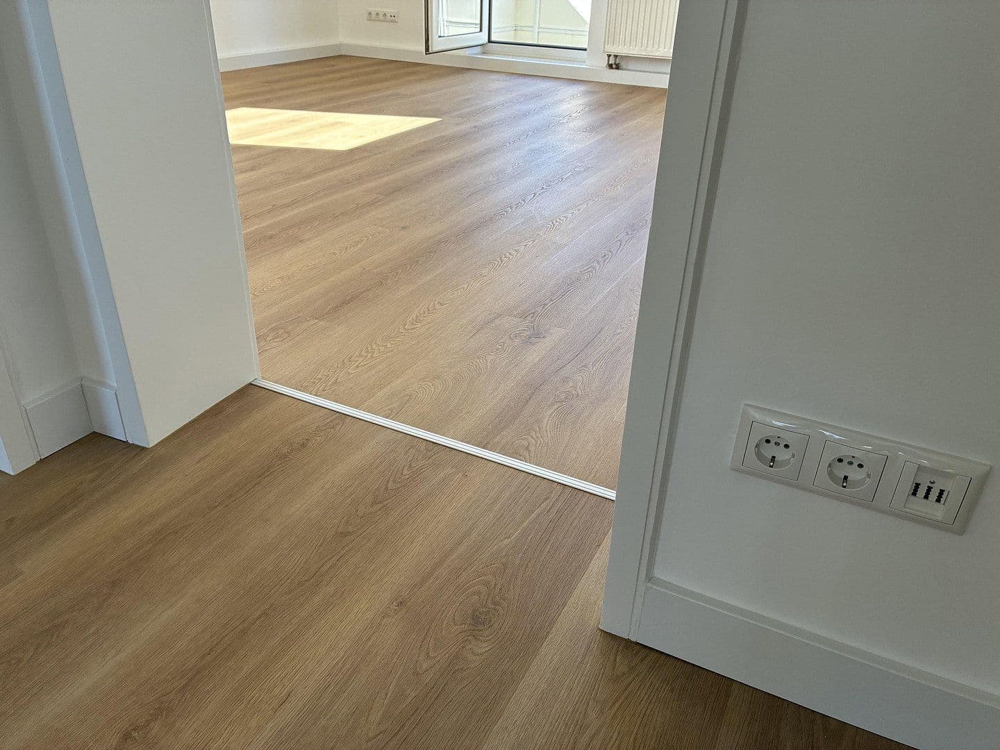 Predaj bytu 3-izbový 67 m², Kissing, Bavorsko Predaj bytu 3-izbový 67 m², Kissing, Bavorsko