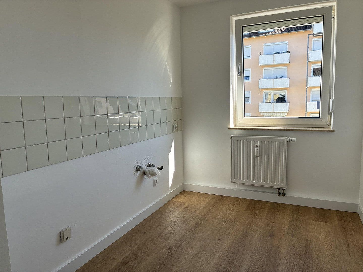 Predaj bytu 3-izbový 67 m², Kissing, Bavorsko Predaj bytu 3-izbový 67 m², Kissing, Bavorsko