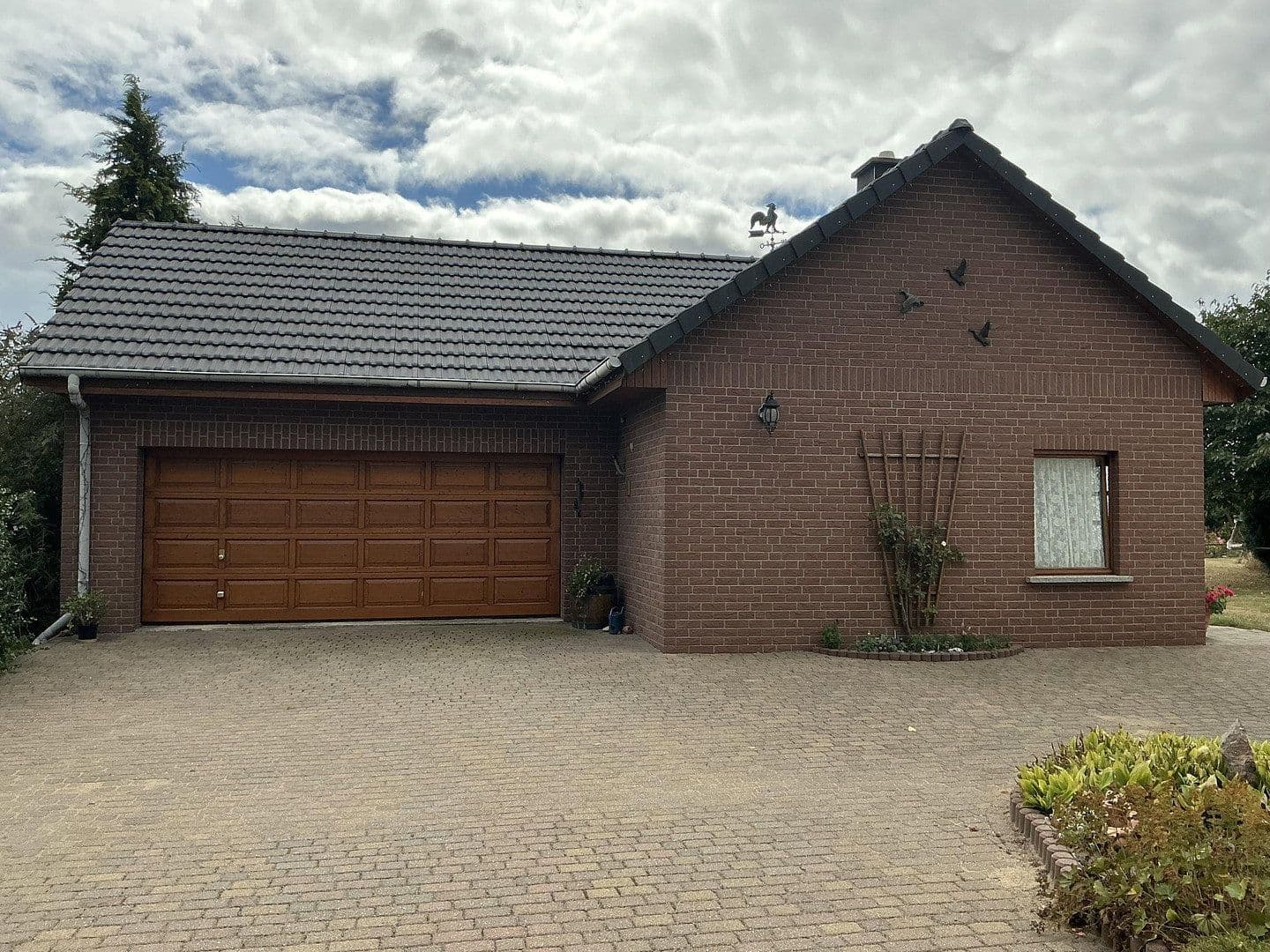 Predaj domu 180 m², pozemok 1.649 m², Peetsch 39, Mirow, Meklenbursko-Predpomoransko Predaj domu 180 m², pozemok 1.649 m², Peetsch 39, Mirow, Meklenbursko-Predpomoransko
