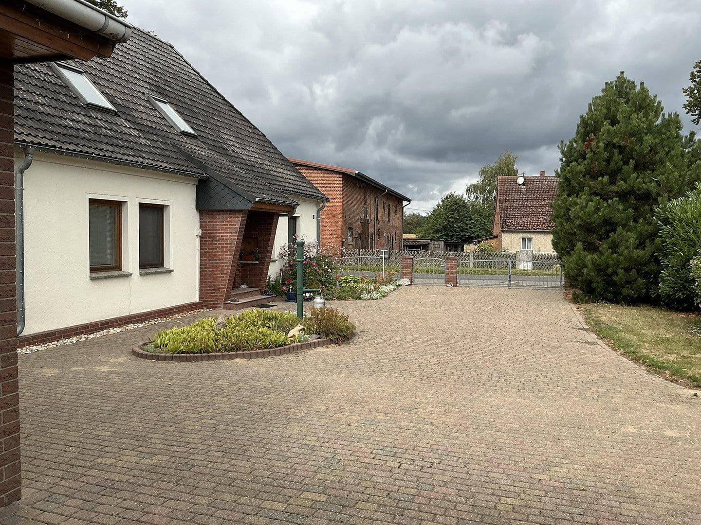 Predaj domu 180 m², pozemok 1.649 m², Peetsch 39, Mirow, Meklenbursko-Predpomoransko Predaj domu 180 m², pozemok 1.649 m², Peetsch 39, Mirow, Meklenbursko-Predpomoransko