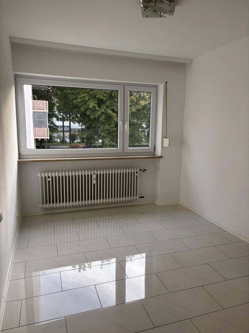 Prenájom bytu 2-izbový 59 m², Berliner Allee 56, Augsburg, Bavorsko Prenájom bytu 2-izbový 59 m², Berliner Allee 56, Augsburg, Bavorsko