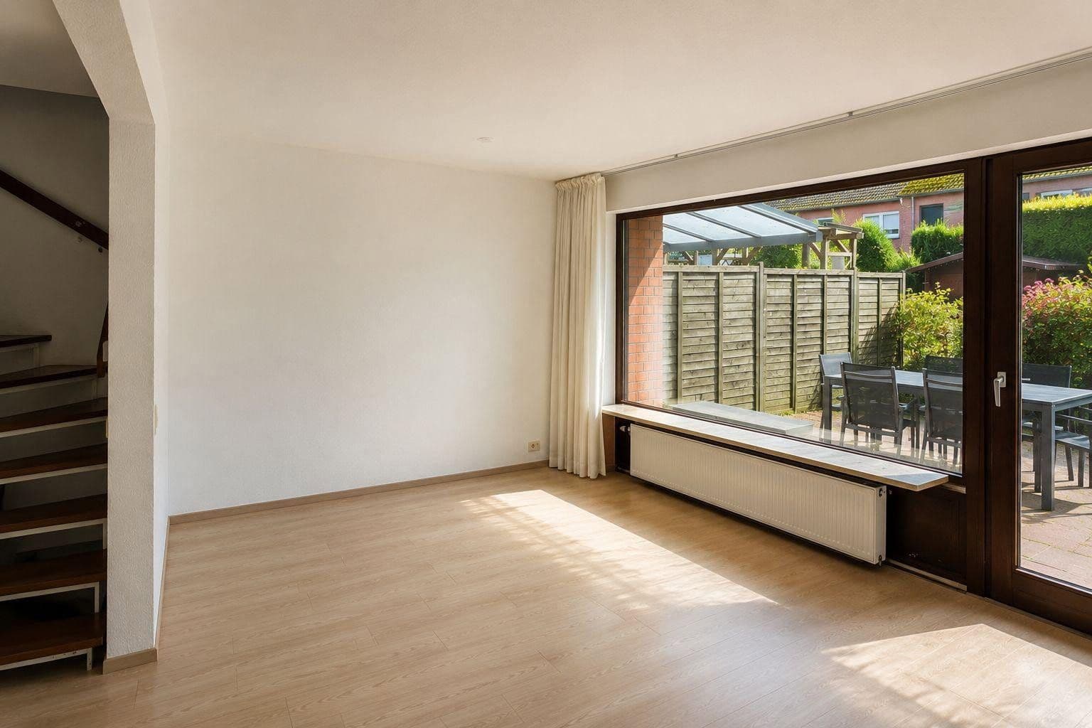 Predaj domu 130 m², pozemok 395 m², Wacholderweg 53, Henstedt-Ulzburg, Šlezvicko-Holštajnsko Predaj domu 130 m², pozemok 395 m², Wacholderweg 53, Henstedt-Ulzburg, Šlezvicko-Holštajnsko