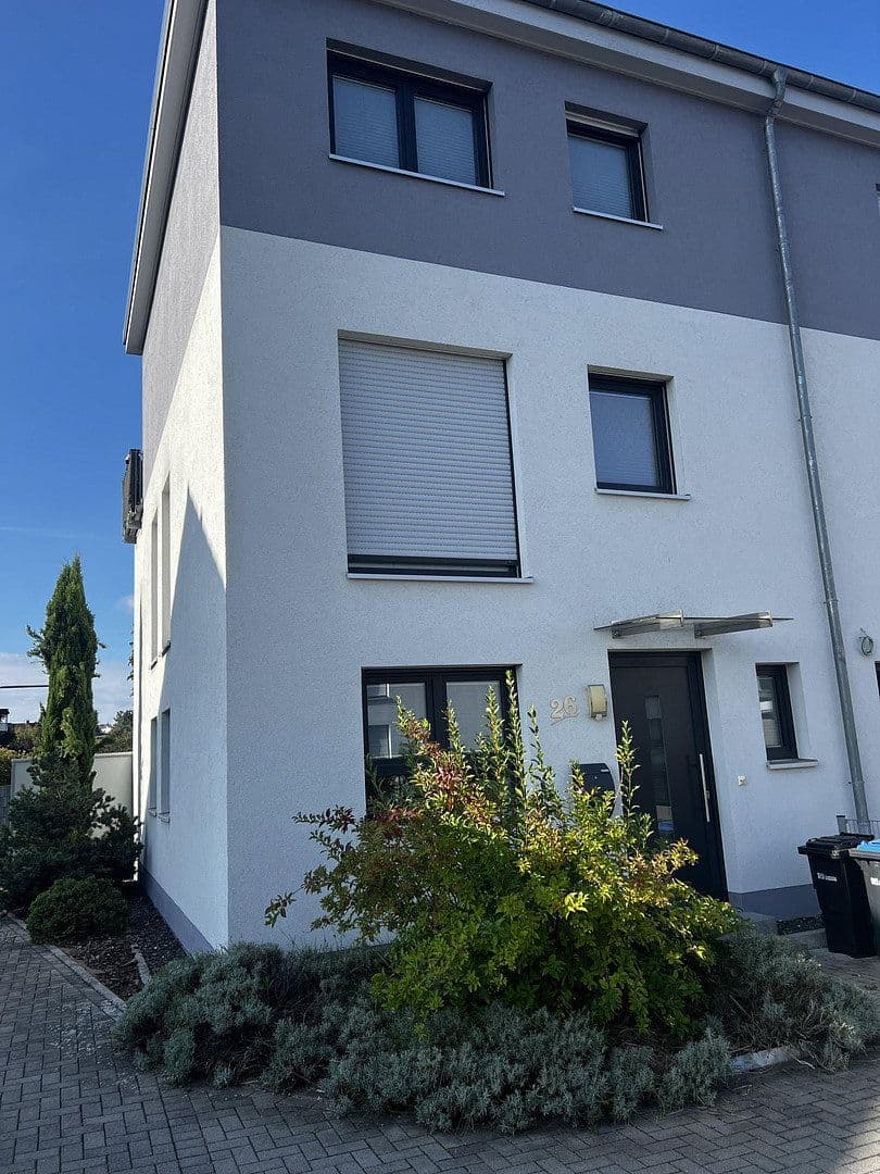 Predaj domu 138 m², pozemok 215 m², Dietzenbach, Hesensko Predaj domu 138 m², pozemok 215 m², Dietzenbach, Hesensko