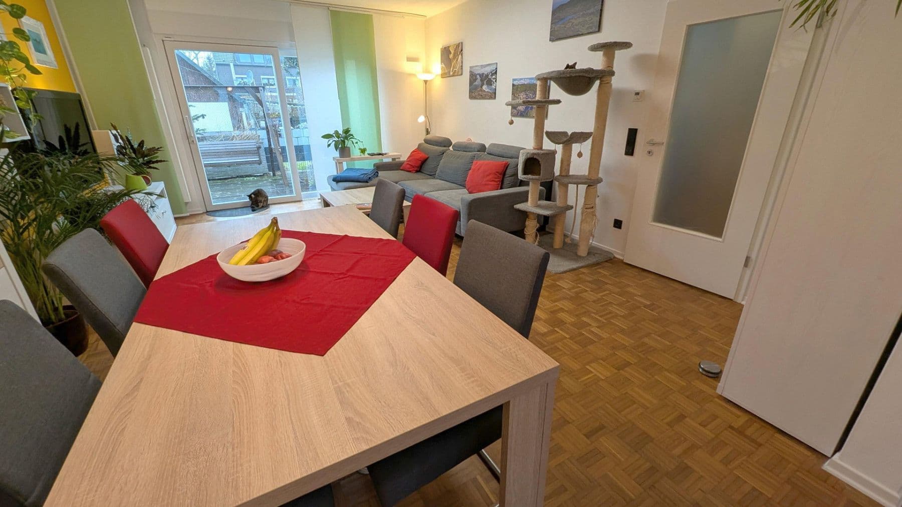 Predaj bytu 3-izbový 94 m², Oberhausen, Severné Porýnie - Westfálsko Predaj bytu 3-izbový 94 m², Oberhausen, Severné Porýnie - Westfálsko