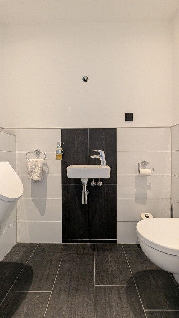 Predaj bytu 3-izbový 94 m², Oberhausen, Severné Porýnie - Westfálsko Predaj bytu 3-izbový 94 m², Oberhausen, Severné Porýnie - Westfálsko