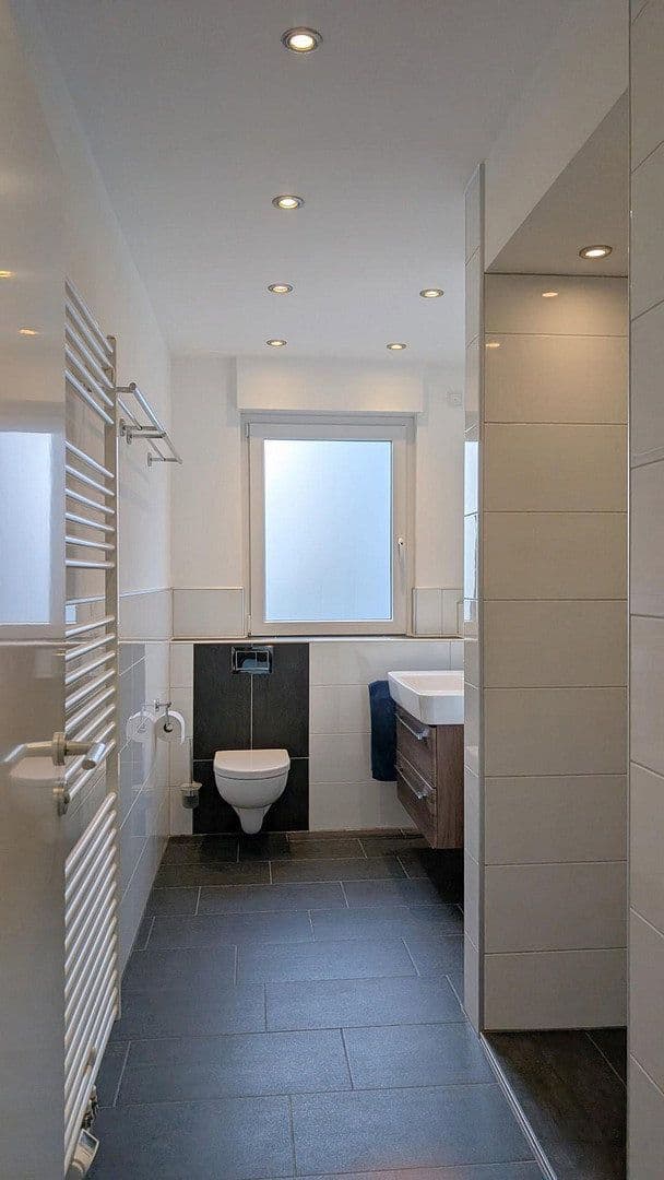 Predaj bytu 3-izbový 94 m², Oberhausen, Severné Porýnie - Westfálsko Predaj bytu 3-izbový 94 m², Oberhausen, Severné Porýnie - Westfálsko