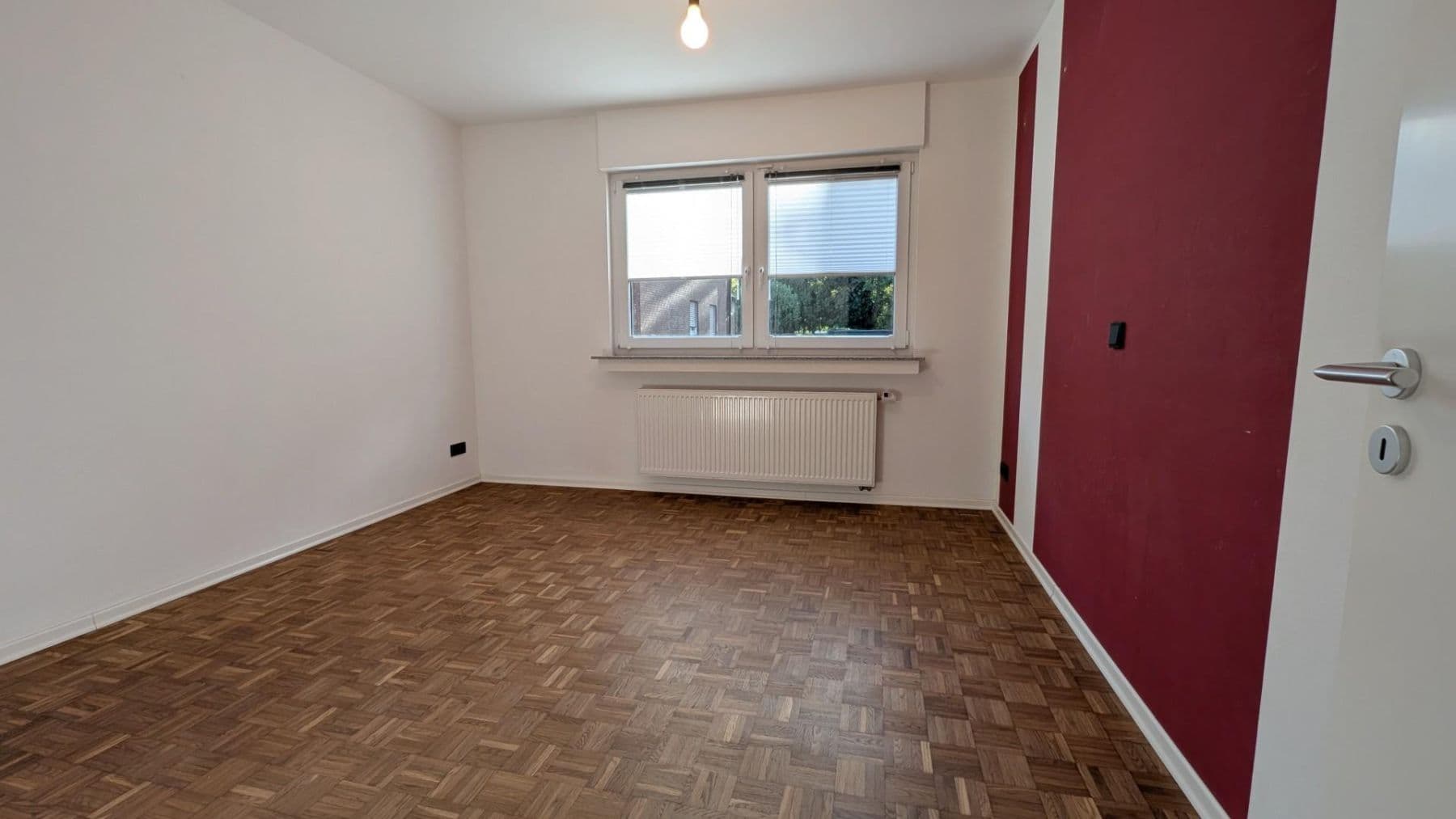 Predaj bytu 3-izbový 94 m², Oberhausen, Severné Porýnie - Westfálsko Predaj bytu 3-izbový 94 m², Oberhausen, Severné Porýnie - Westfálsko