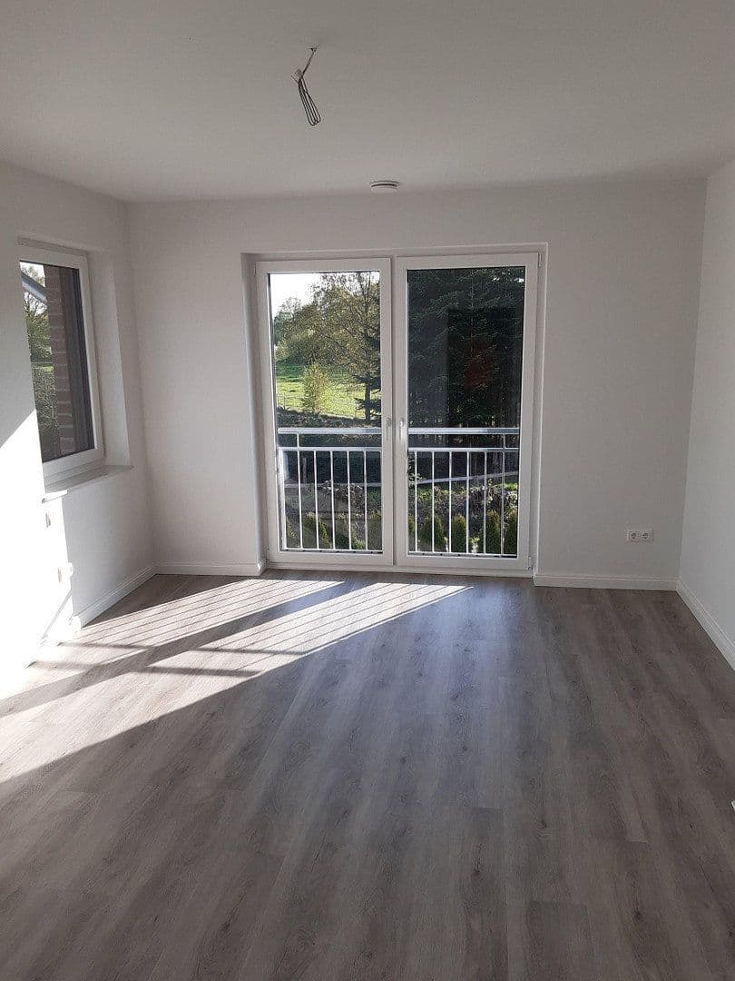 Prenájom domu 126 m², pozemok 350 m², Schmalfeld, Šlezvicko-Holštajnsko Prenájom domu 126 m², pozemok 350 m², Schmalfeld, Šlezvicko-Holštajnsko