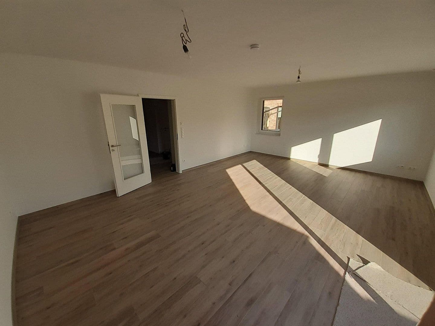 Prenájom domu 126 m², pozemok 350 m², Schmalfeld, Šlezvicko-Holštajnsko Prenájom domu 126 m², pozemok 350 m², Schmalfeld, Šlezvicko-Holštajnsko
