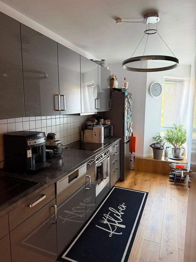Prenájom bytu 3-izbový 73 m², Rathelbeckstr, Düsseldorf, Severné Porýnie - Westfálsko Prenájom bytu 3-izbový 73 m², Rathelbeckstr, Düsseldorf, Severné Porýnie - Westfálsko