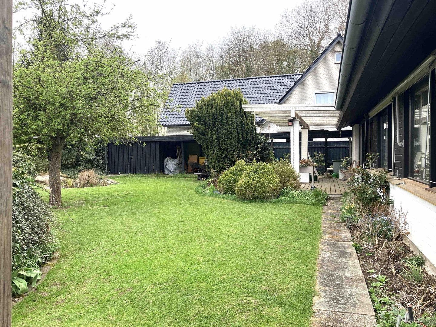 Predaj domu 130 m², pozemok 845 m², Ratekau, Šlezvicko-Holštajnsko Predaj domu 130 m², pozemok 845 m², Ratekau, Šlezvicko-Holštajnsko
