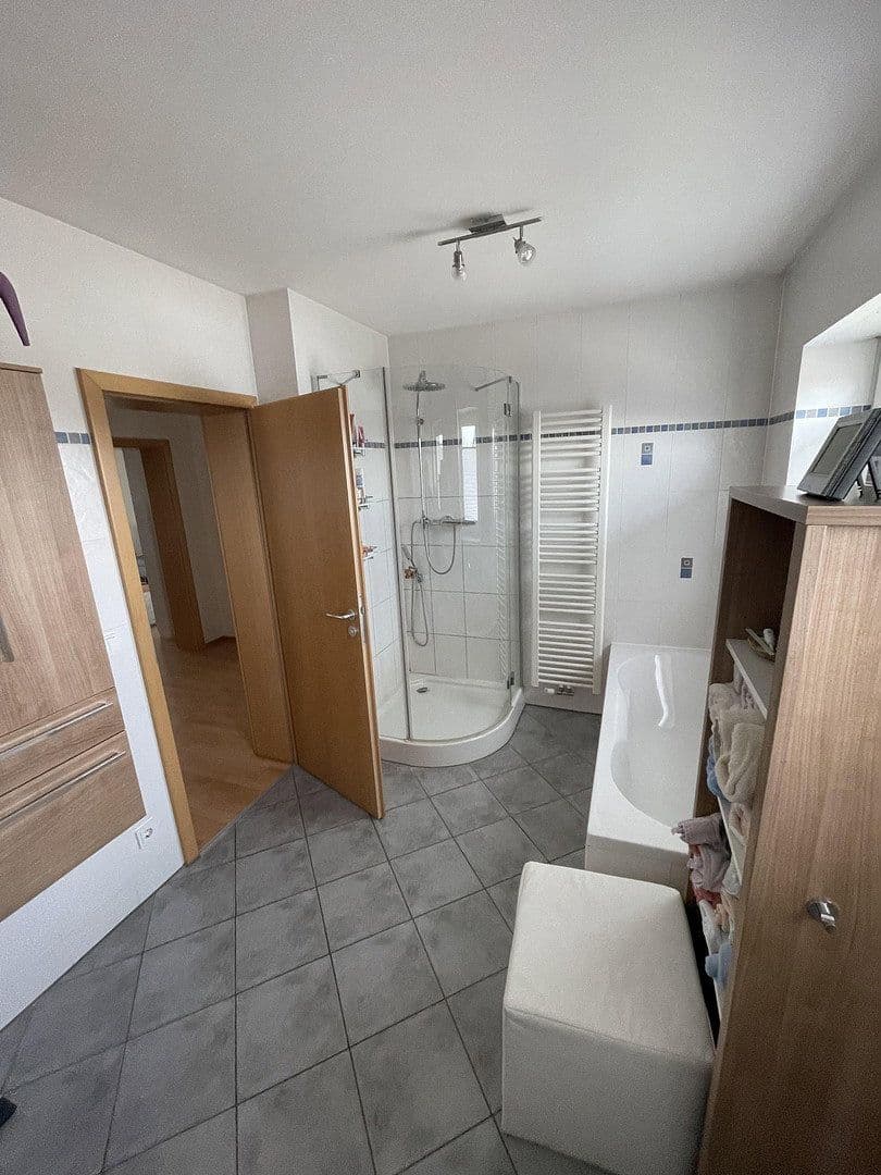 Predaj domu 280 m², pozemok 979 m², Ingolstadt, Bavorsko Predaj domu 280 m², pozemok 979 m², Ingolstadt, Bavorsko
