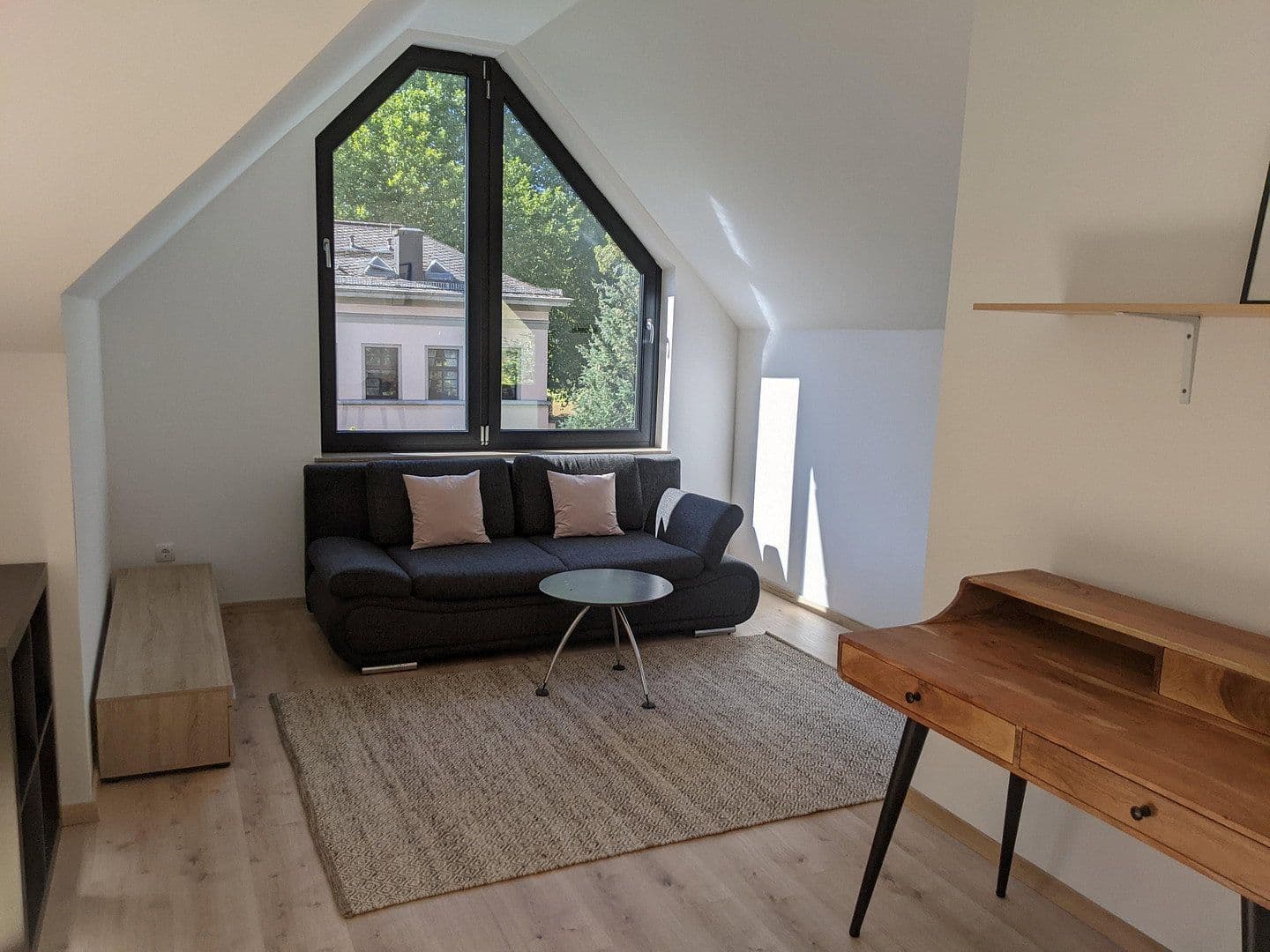 Predaj domu 224 m², pozemok 410 m², Flörsheim, Hesensko Predaj domu 224 m², pozemok 410 m², Flörsheim, Hesensko