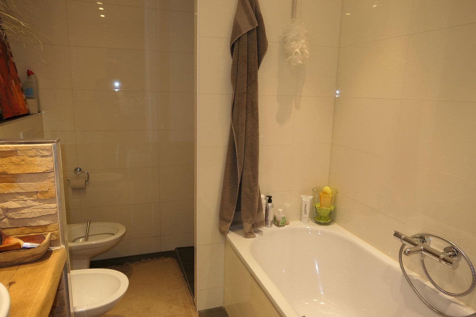 Predaj domu 224 m², pozemok 410 m², Flörsheim, Hesensko Predaj domu 224 m², pozemok 410 m², Flörsheim, Hesensko