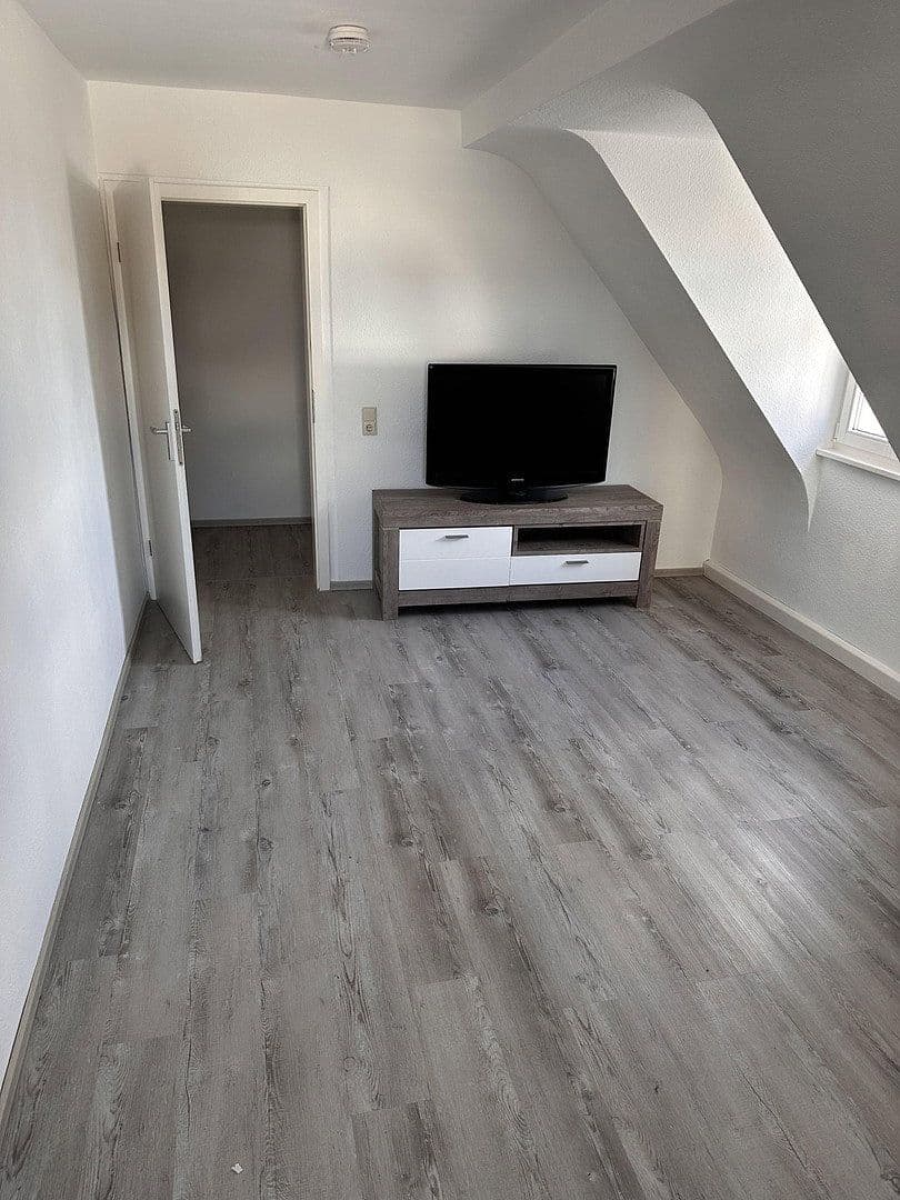 Prenájom bytu 2-izbový 55 m², Weiherer Str. 3, Ubstadt-Weiher, Bádensko-Wurttembersko Prenájom bytu 2-izbový 55 m², Weiherer Str. 3, Ubstadt-Weiher, Bádensko-Wurttembersko