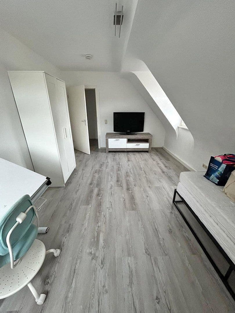 Prenájom bytu 2-izbový 55 m², Weiherer Str. 3, Ubstadt-Weiher, Bádensko-Wurttembersko Prenájom bytu 2-izbový 55 m², Weiherer Str. 3, Ubstadt-Weiher, Bádensko-Wurttembersko