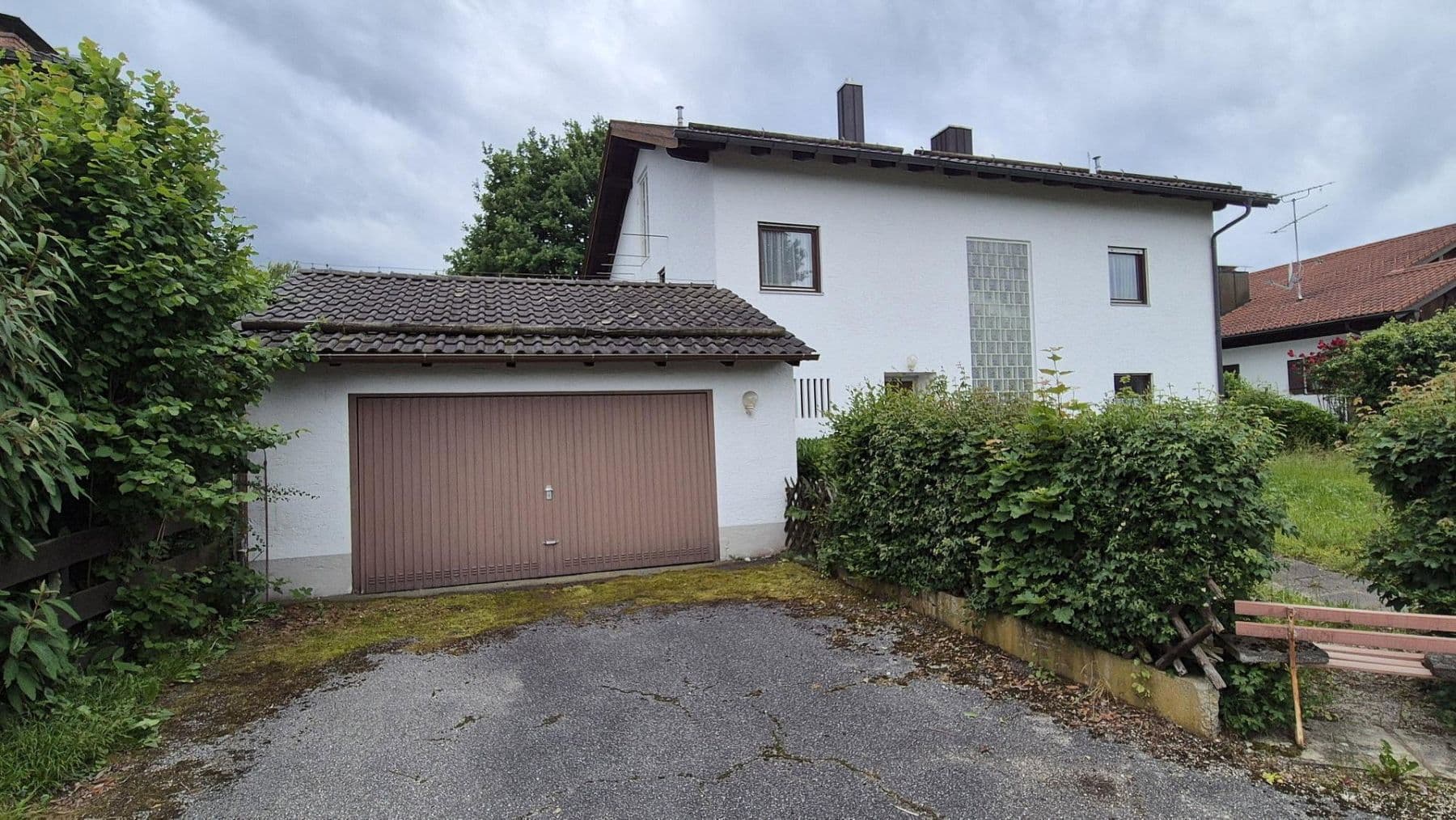 Predaj domu 230 m², pozemok 528 m², Berghamer Weg 2, Riedering OT Neukirchen, Bavorsko Predaj domu 230 m², pozemok 528 m², Berghamer Weg 2, Riedering OT Neukirchen, Bavorsko