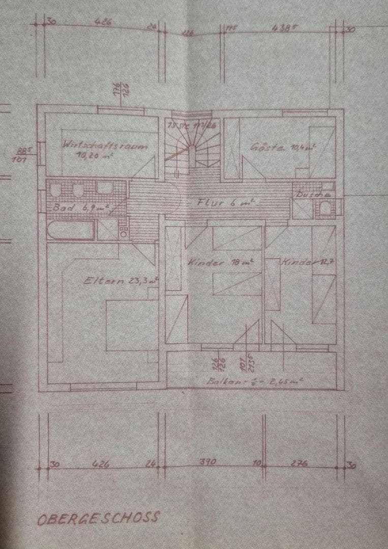 Predaj domu 230 m², pozemok 528 m², Berghamer Weg 2, Riedering OT Neukirchen, Bavorsko Predaj domu 230 m², pozemok 528 m², Berghamer Weg 2, Riedering OT Neukirchen, Bavorsko